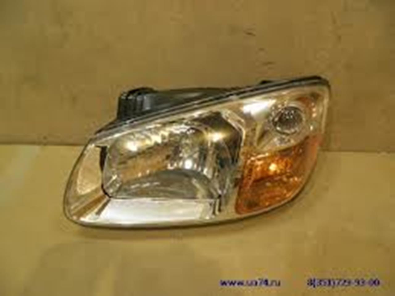 Фара левая Kia Cerato 2006-