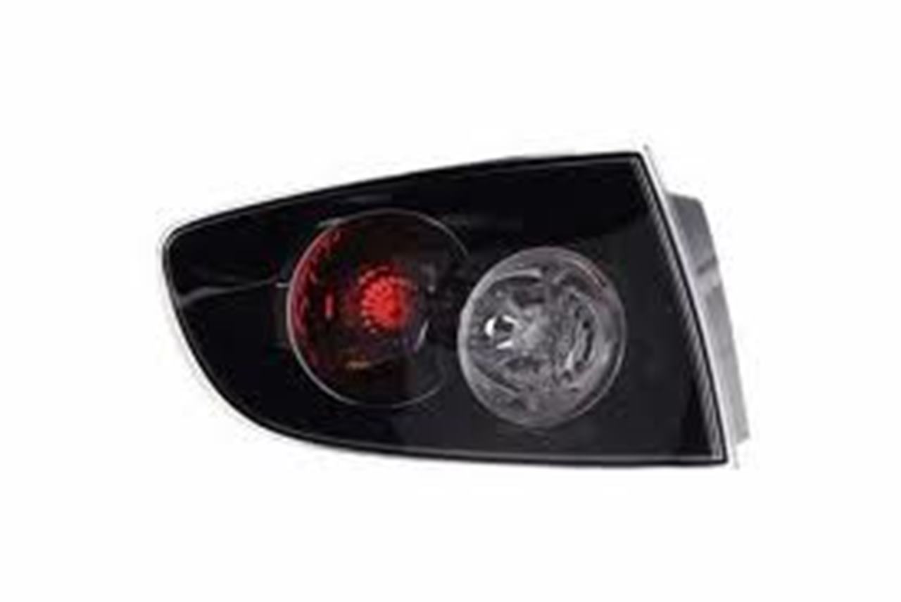 Фонарь наружний левый MAZDA 3 2007- SDN