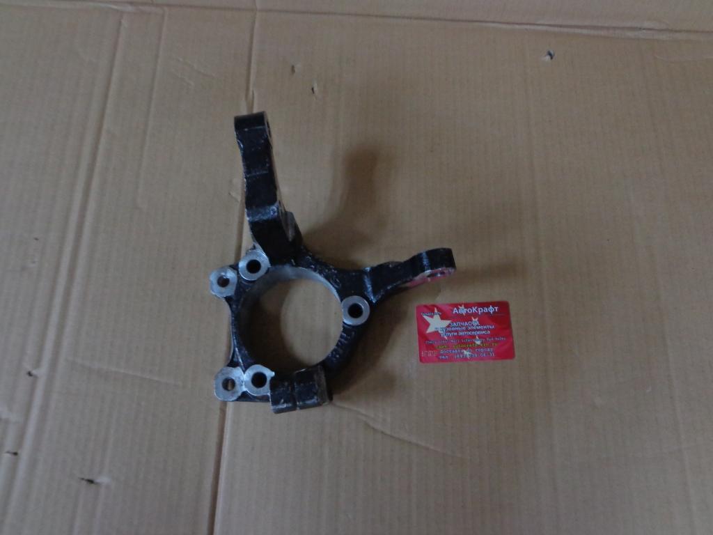 Кулак поворотный левый  Chery Fora,Vortex Estina