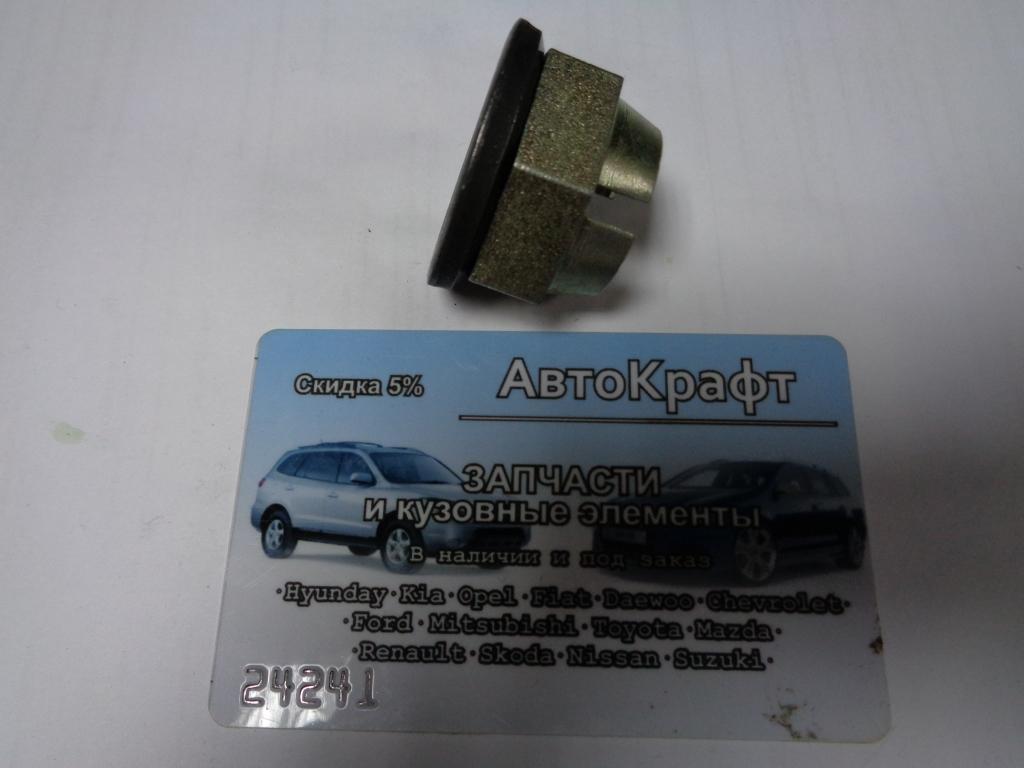 Гайка задней ступицы Hyundai Accent 