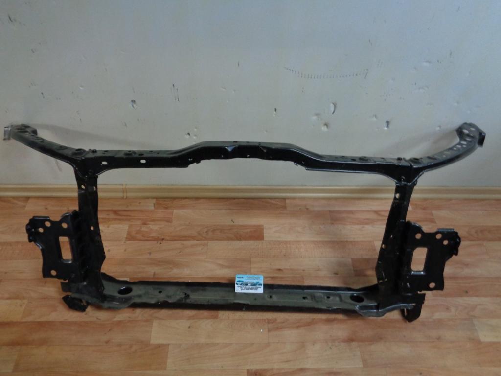 Панель передняя Toyota Avensis 2003- 1.6/1.8