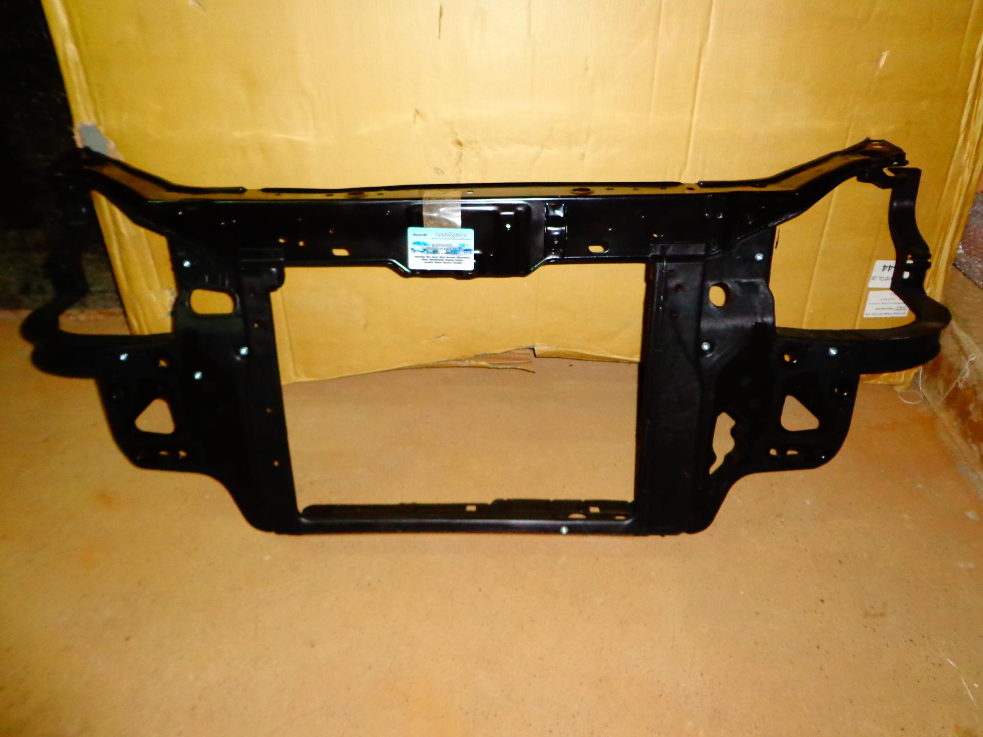 Панель передняя Hyundai Getz 02-