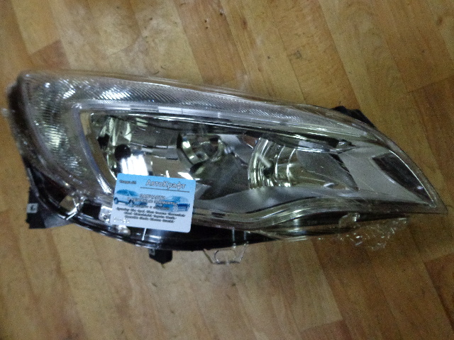 Фара правая Opel Astra J
