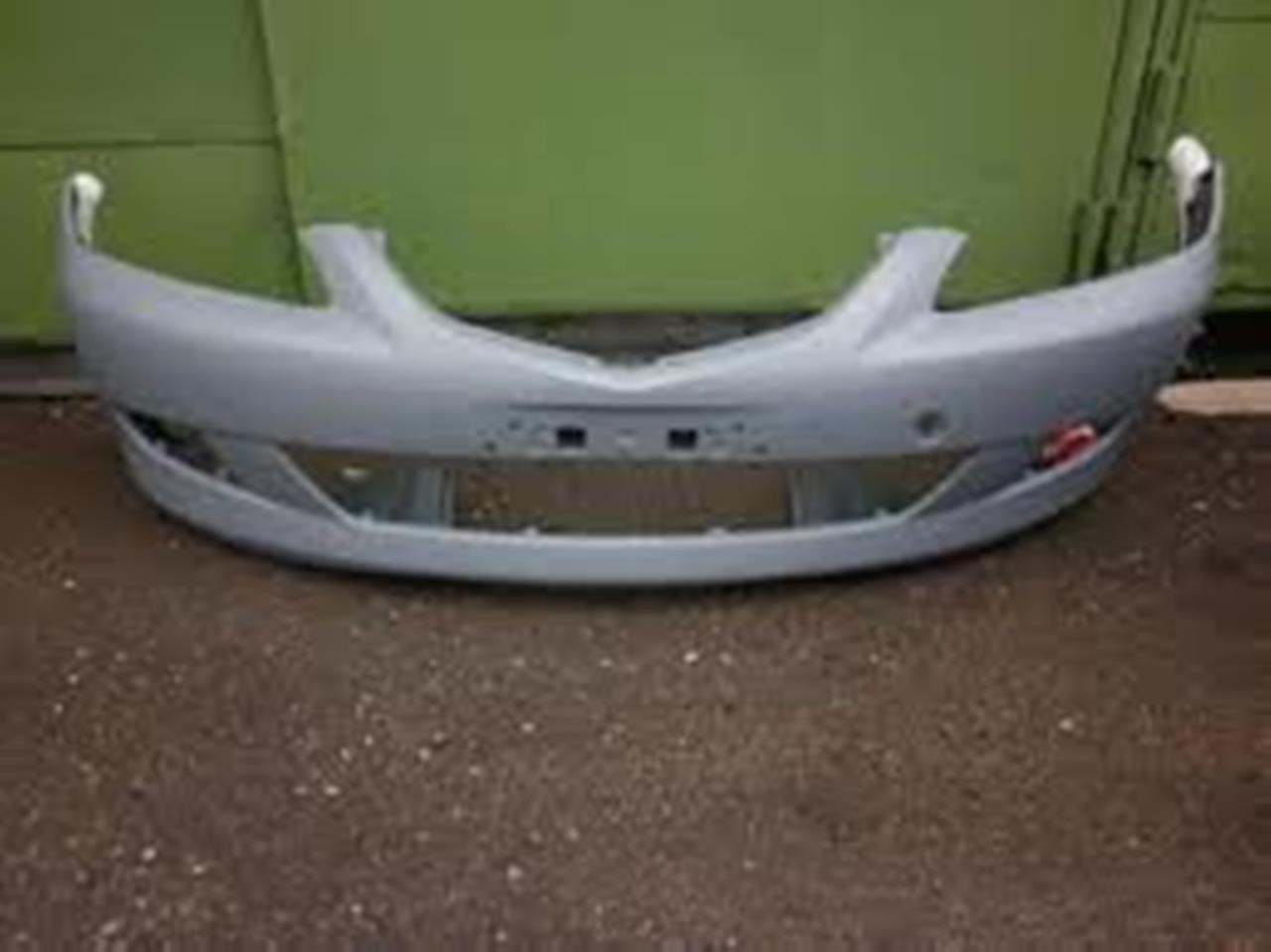 Бампер передний без отв.омывателя MAZDA 6 2002-