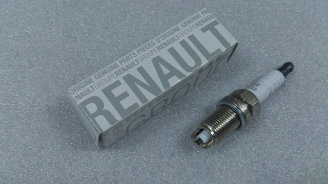 Свеча зажигания Renault Logan 8V