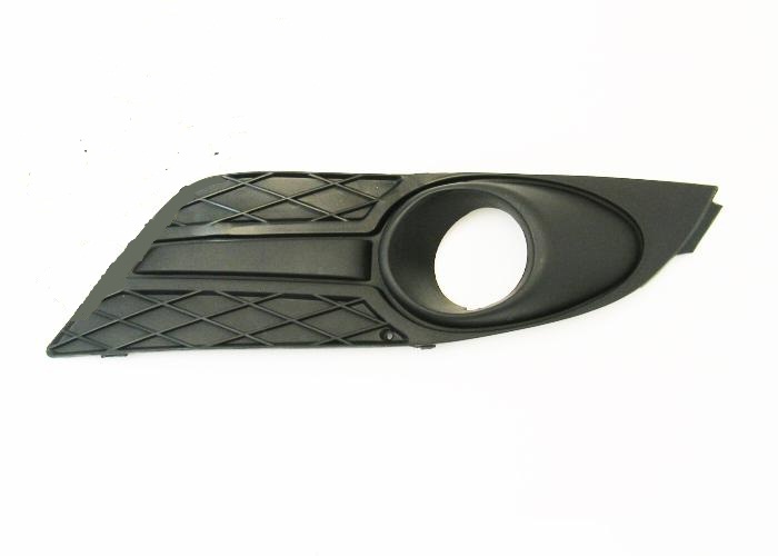 Накладка ПТФ правая ST FORD FOCUS II 2005-