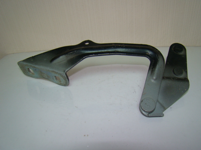 Петля капота правая FORD FOCUS II 2005-