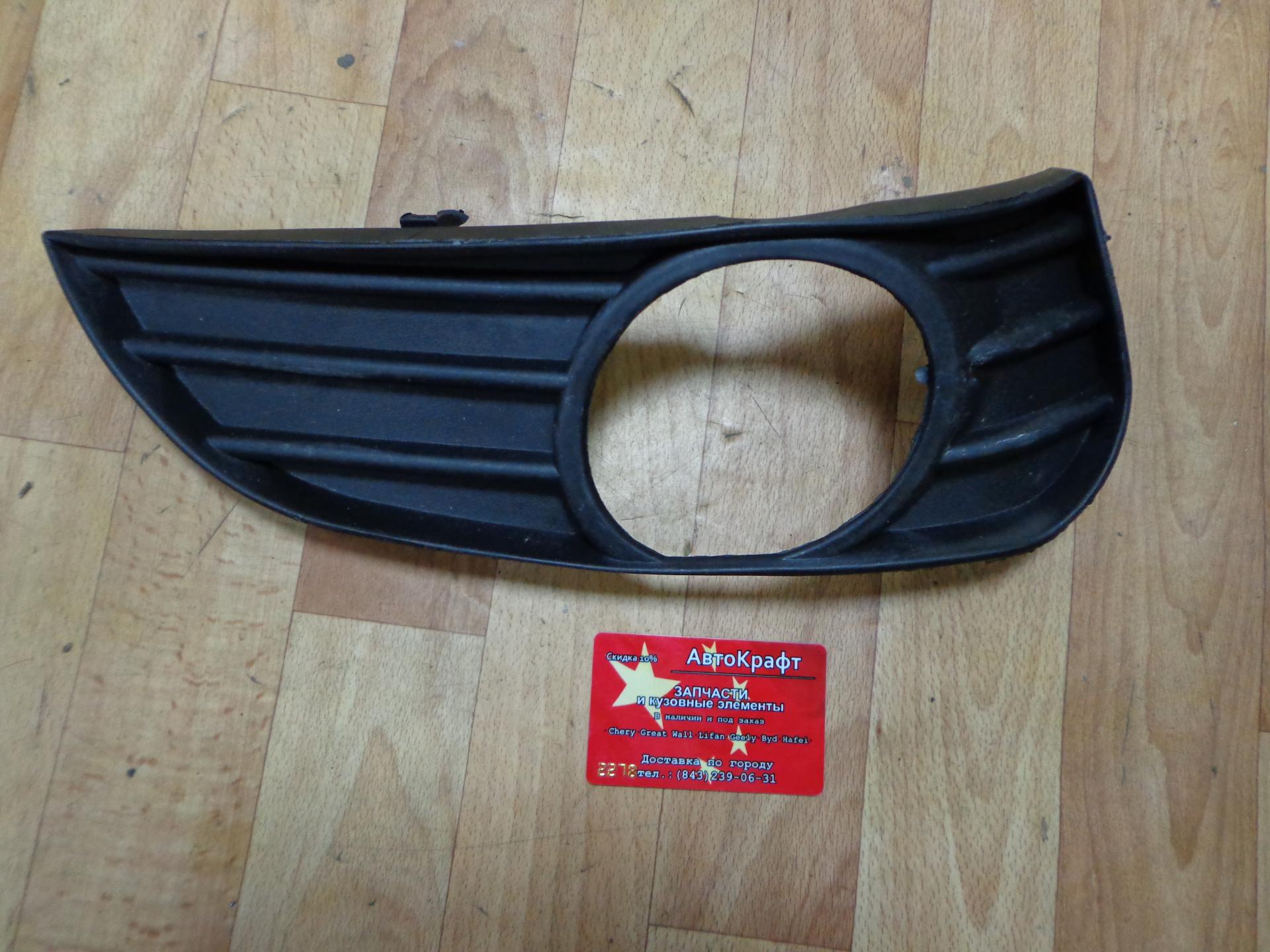 Рамка ПТФ правая Geely MK New
