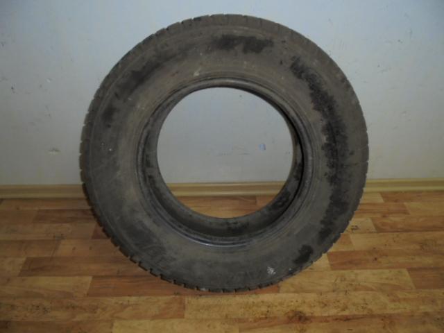 Шина Кама-221 235/70 R16 (б/У) Шина Кама-221 235/70 R16 (б/У)